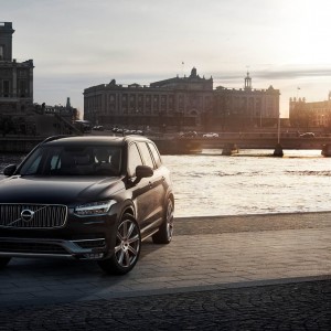 Photo officielle Volvo XC90 II Noir Onyx (2014)