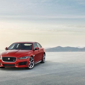 Photo officielle Jaguar XE S (2015)