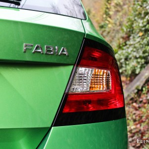 Feu arrière nouvelle Skoda Fabia 3 (Décembre 2014)