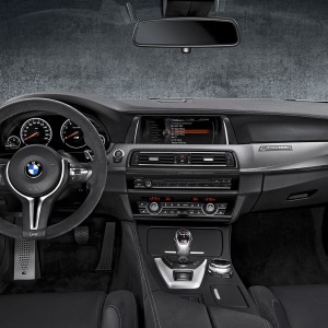 Tableau de bord BMW M5 « 30 Jähre M5 » (2014)