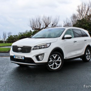 Photo 3/4 avant Kia Sorento 3 – 2.2 CRDi 200 BVA6 (Mars 2015)