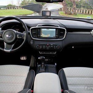 Photo intérieur Kia Sorento 3 – 2.2 CRDi 200 BVA6 (Mars 2015)