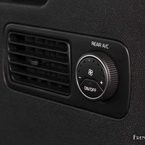 Photo climatisation arrière Kia Sorento 3 – 2.2 CRDi 200 BVA6 (