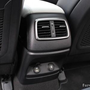 Photo ventilation arrière Kia Sorento 3 – 2.2 CRDi 200 BVA6 (Ma