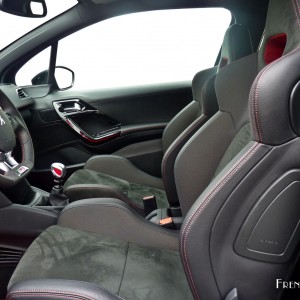 Photo intérieur Peugeot 208 GTi 30th – 1.6 THP 208 ch (Mars 201