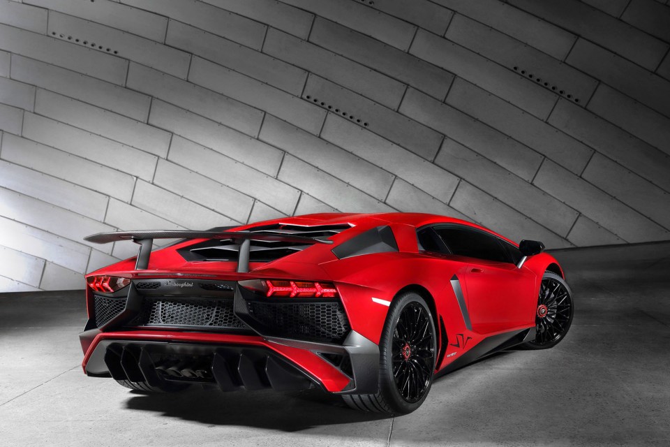 Photo Lamborghini Aventador LP 750-4 SV (2015)