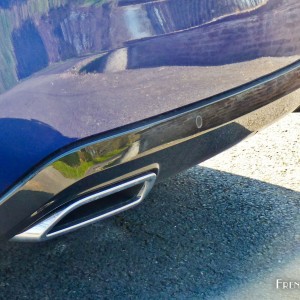 Photo canule d’échappement Peugeot 308 GT – 2.0 BlueHDi 180 EAT