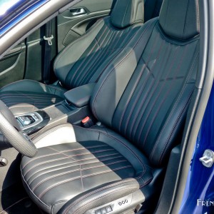 Photo sièges avant cuir noir Peugeot 308 GT – 2.0 BlueHDi 180 E