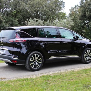 Photo 3/4 arrière Renault Espace V Initiale Paris (Avril 2015)