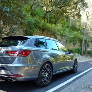 Photo 3/4 arrière SEAT Leon ST Cupra – 2.0 TSI 280 (Avril 2015)