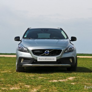 Photo face avant Volvo V40 Cross Country T5 AWD – 1.9l 16v 245 c