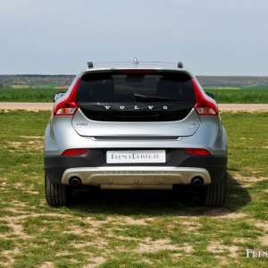 Photo face arrière Volvo V40 Cross Country T5 AWD – 1.9l 16v 24