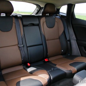Photo banquette arrière Volvo V40 Cross Country T5 AWD (Avril 2