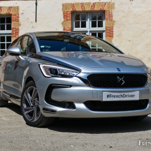 Photo essai DS 5 restylée Gris Aluminium (2015)