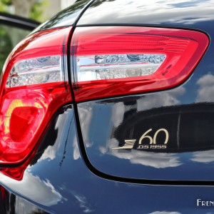 Photo sigle DS 5 restylée Edition 60 DS 1955 (2015)