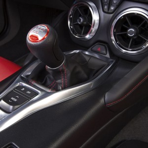 Photo console centrale Chevrolet Camaro 6 (2015)