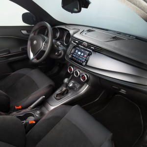 Photo intérieur alcantara Alfa Romeo Giulietta Sprint – 1.4 Mul