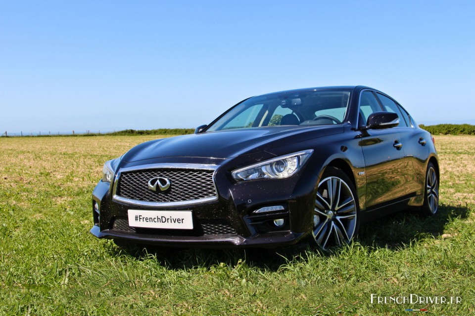 Photo essai Infiniti Q50 Sport Hybrid AWD - 3.5l V6 364 ch (2015