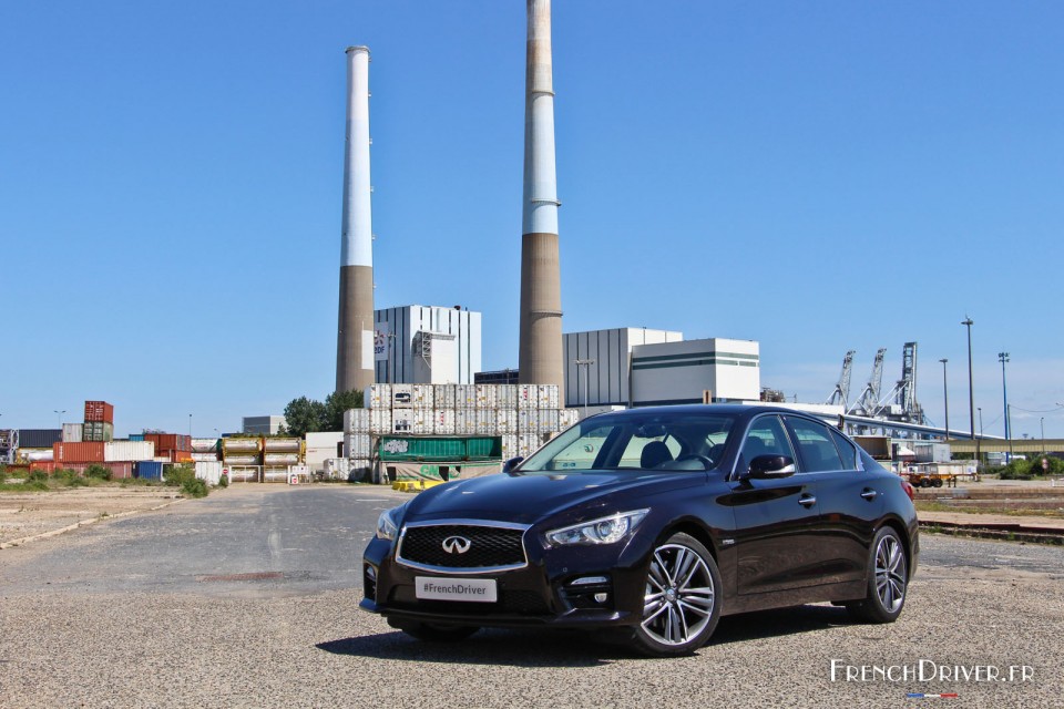 Photo essai Infiniti Q50 Sport Hybrid AWD - 3.5l V6 364 ch (2015