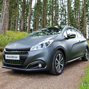 Photo essai Peugeot 208 Allure Ice Silver restylée (Mai 2015)