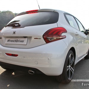 Photo essai Peugeot 208 GT Line restylée (Mai 2015)