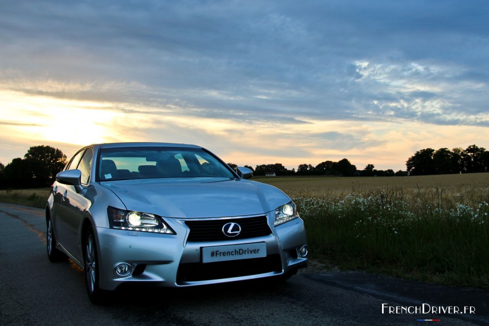 Photo essai Lexus GS 300h - 2.5 VVT­i 223 ch