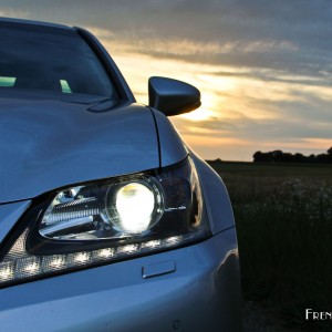 Photo phare avant LED Lexus GS 300h – 2.5 VVT­i 223 ch