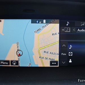 Photo navigation GPS Lexus GS 300h – 2.5 VVT­i 223 ch