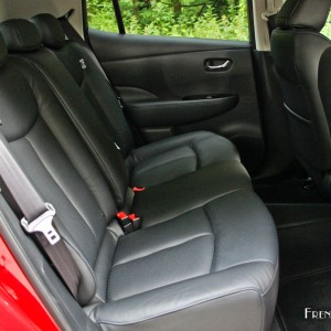 Photo sièges arrière cuir Nissan LEAF (2015)
