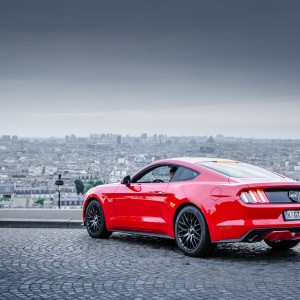 Photo officielle Ford Mustang 2015 : roadtrip Paris-Deauville