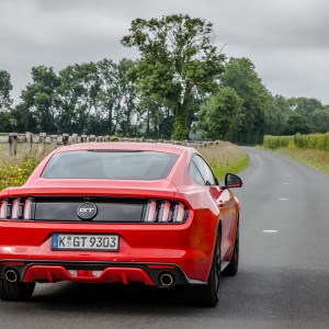 Photo officielle Ford Mustang 2015 : roadtrip Paris-Deauville