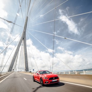 Photo officielle Ford Mustang 2015 : roadtrip Paris-Deauville