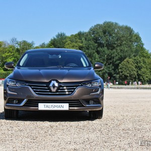 Photo présentation Renault Talisman Brun Vison (2015)