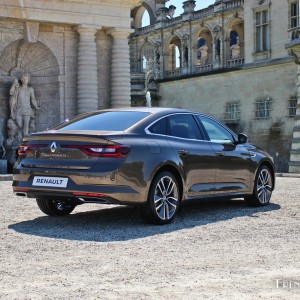 Photo présentation Renault Talisman Brun Vison (2015)