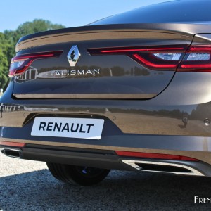 Photo bouclier arrière Renault Talisman (2015)