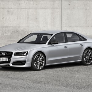 Photo 3/4 avant nouvelle Audi S8 plus (2015)