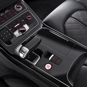 Photo console centrale nouvelle Audi S8 plus (2015)