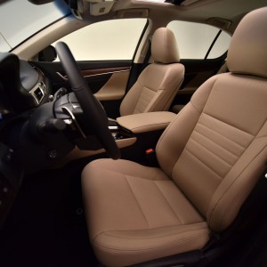 Photo sièges avant cuir Lexus GS 200t (2015)