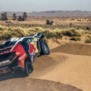 Photo officielle Peugeot 2008 DKR 2015 – Essais Silk Road Rally