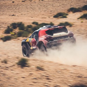 Photo officielle Peugeot 2008 DKR 2015 – Essais Silk Road Rally