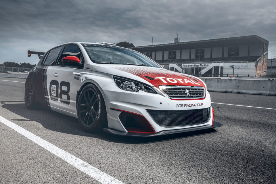 Photo 3/4 avant Peugeot 308 Racing Cup (2015)