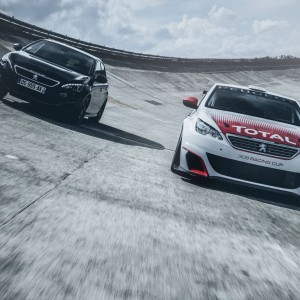 Photo Peugeot 308 GTi  et 308 Racing Cup (2015)