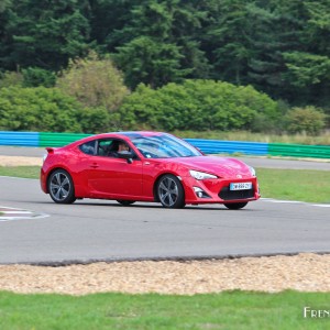 Photo Toyota GT86 – Toyota Innove – Circuit de Dreux (2015)