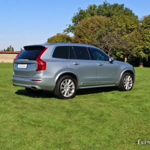 Photo 3/4 arrière Volvo XC90 Inscription D5 AWD (2015)