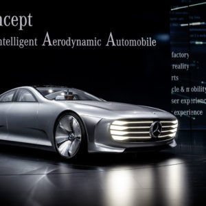 Photo officielle : présentation Mercedes Benz IAA Concept (Francfort 2015)