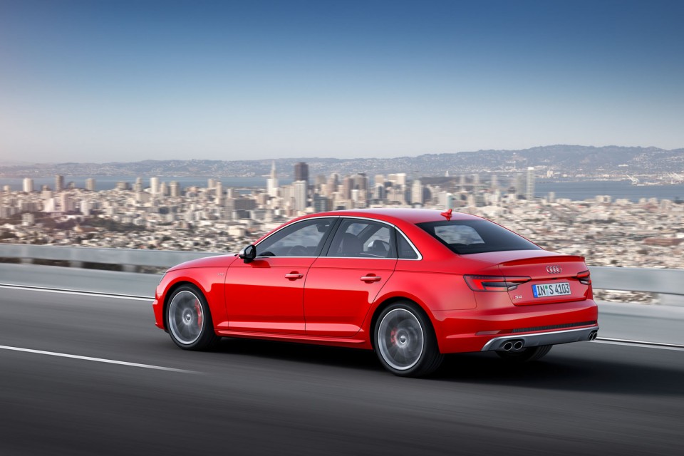 Photo officielle nouvelle Audi S4 (2015)