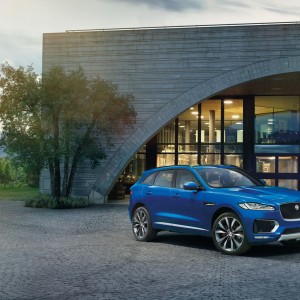 Photo officielle Jaguar F-Pace S (2015)