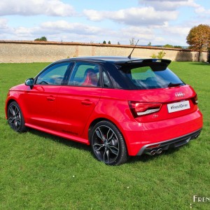 Photo 3/4 arrière Audi S1 Sportback – 2.0 TFSI 231 ch (2015)