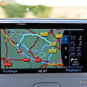 Photo écran GPS Audi S1 Sportback – 2.0 TFSI 231 ch (2015)