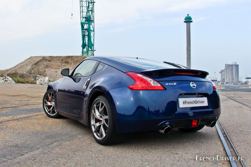 Photo essai Nissan 370Z - 3.7 l V6 328 ch (2015)